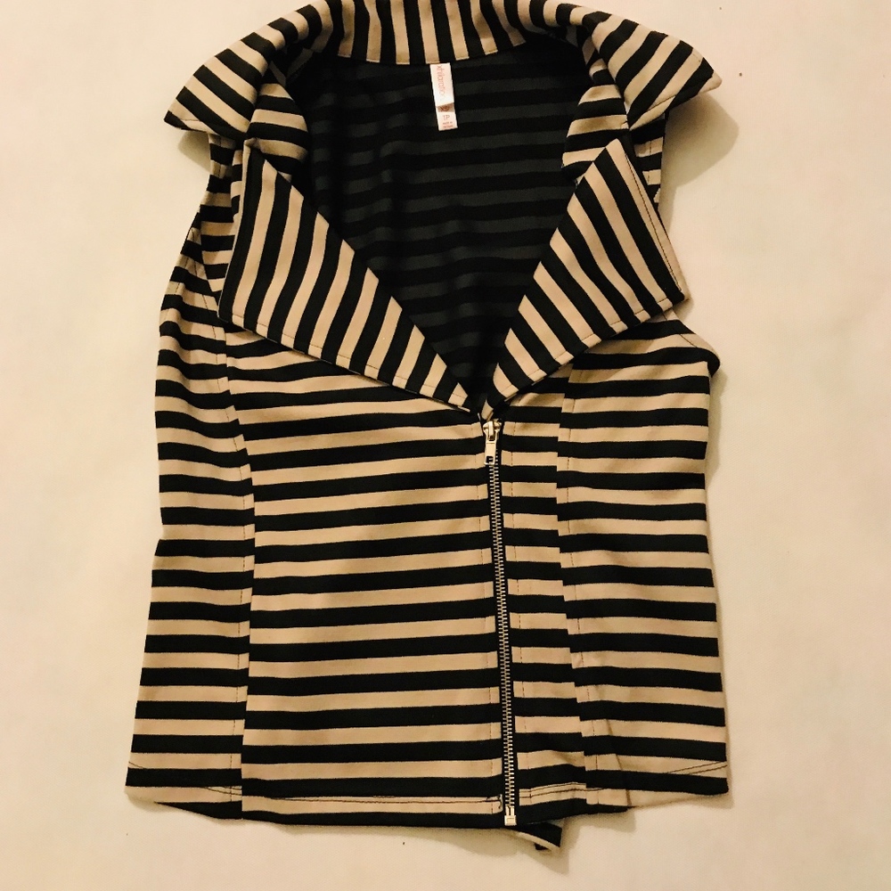 Tan and Black Zipper Vest-Xhilaration brand